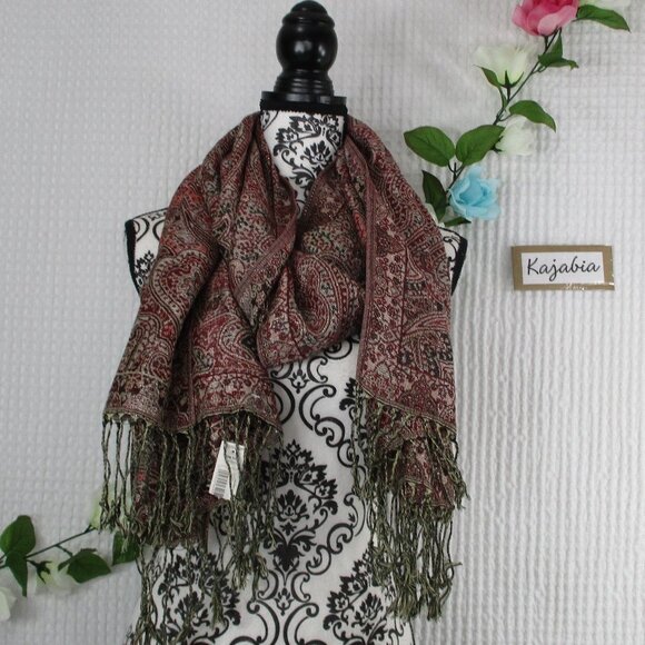 Blanket SCARF Paisley Print NWT - Picture 8 of 8